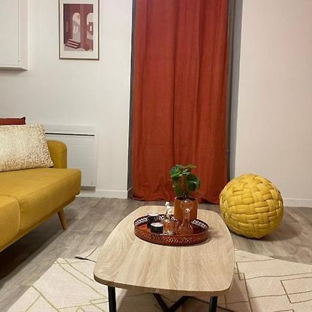 Comme Un Air De Provence A Blois Apartment Exterior photo