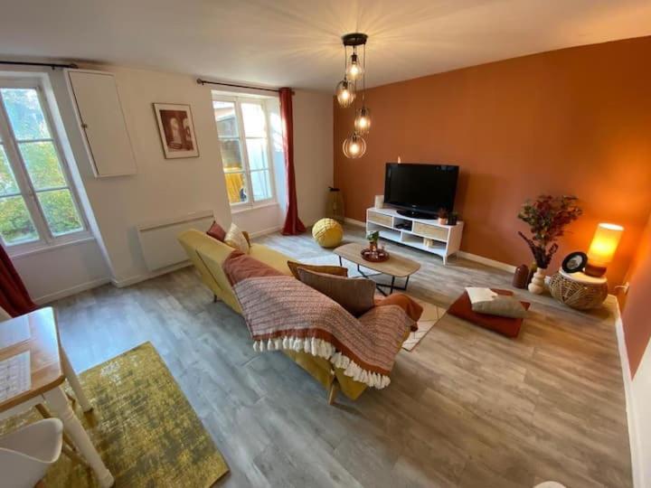 Comme Un Air De Provence A Blois Apartment Exterior photo